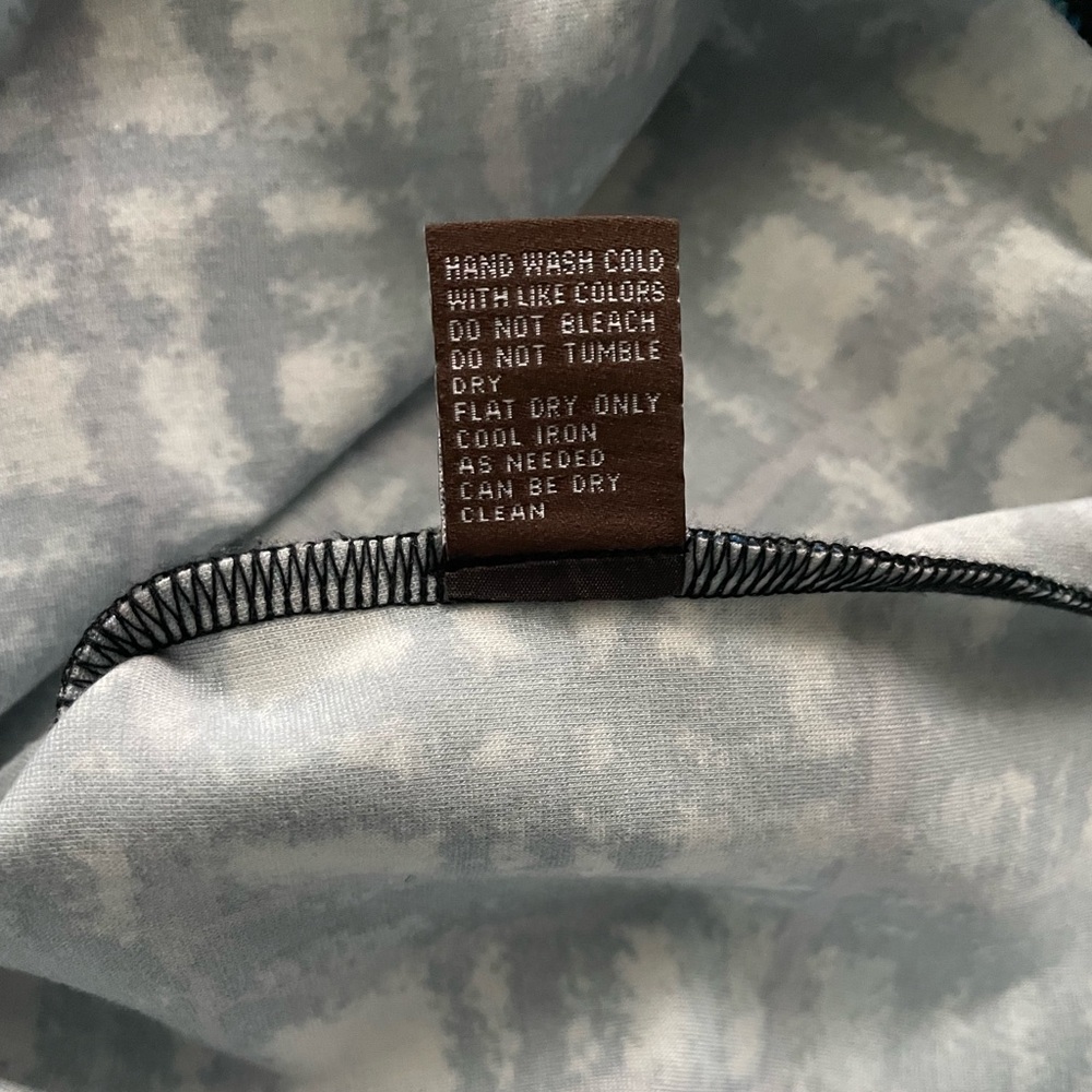 J. McLaughlin Stretch Pencil Skirt - Picture 6 of 7